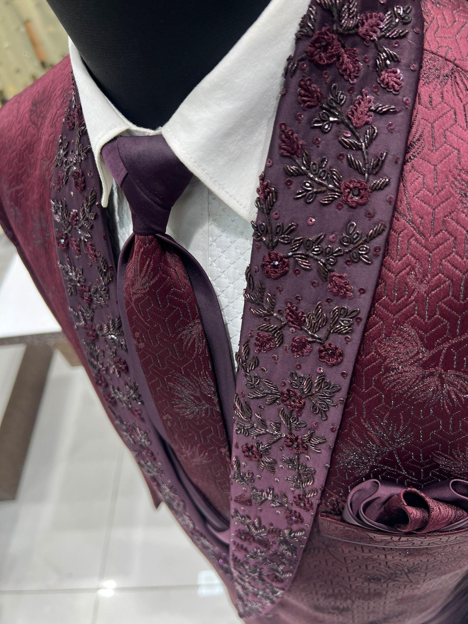 Five piece suit - 4